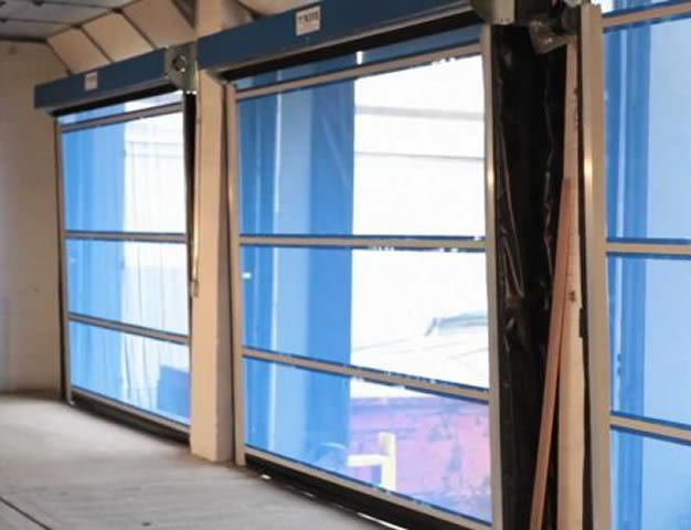 Cortinas Mosquiteras, Puertas Metálicas Plegadizas, Torniquetes de Acceso, Rampa Portátil de Patio